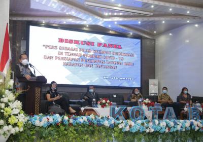Pemkot Bitung Gelar Diskusi Panel Pers Sebagai Pilar Ke Empat Demokrasi Di Tengah Pandemi Covid 19